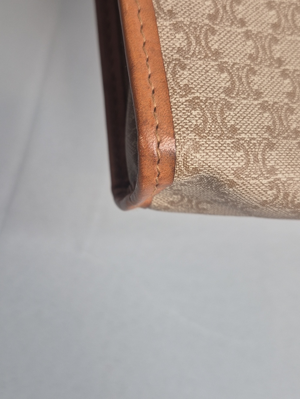 Celine Small Beige Canvas Pouch Toiletry Bag with Tan Leather Trim UNISEX - Picture 16 of 17